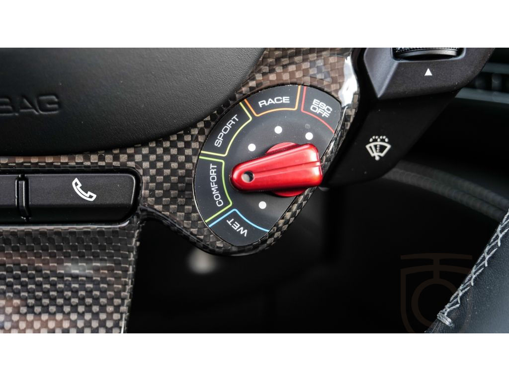 Ferrari Portofino M *Carbon+LED*MagneRide*360°-Kamera*JB