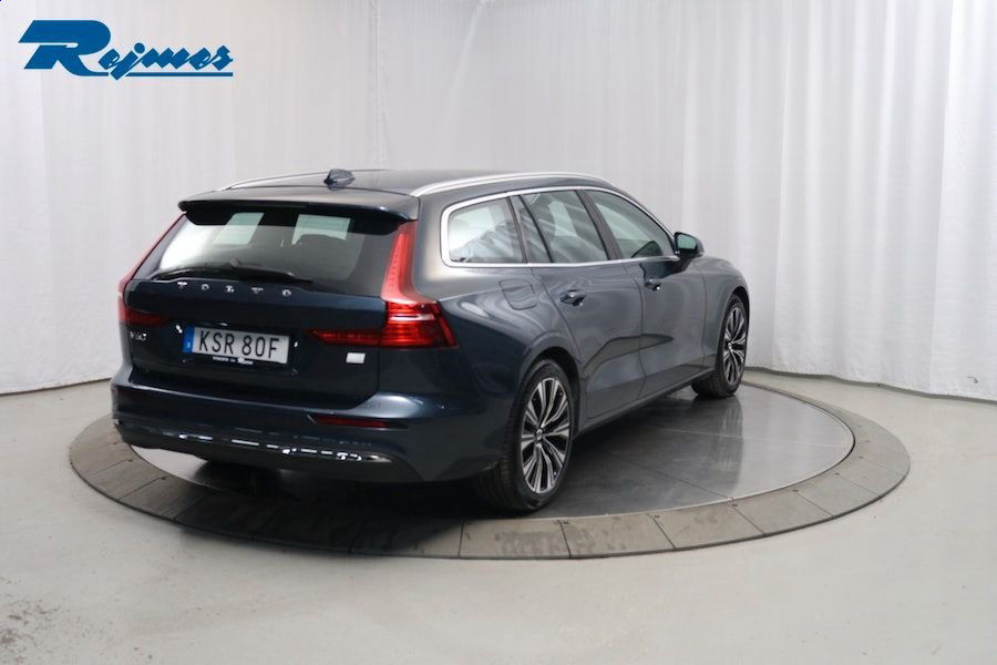 Volvo V60 Recharge T6 Core Edition
