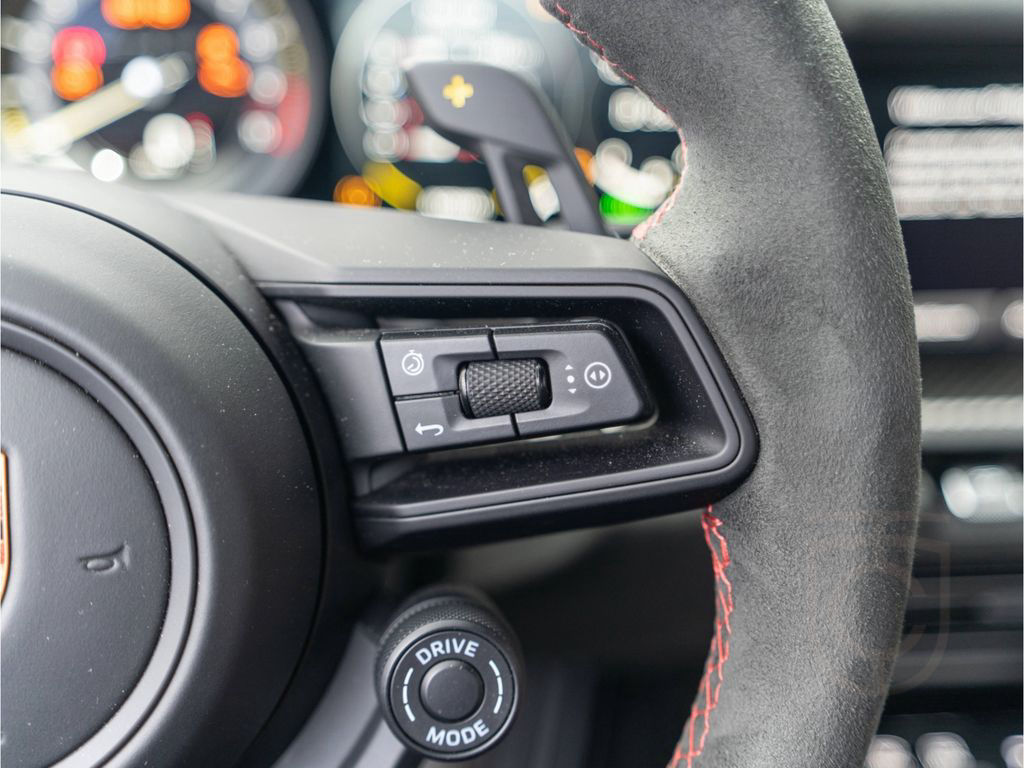 Porsche 911 GT3 RS Weissach-Paket PCCB BOSE