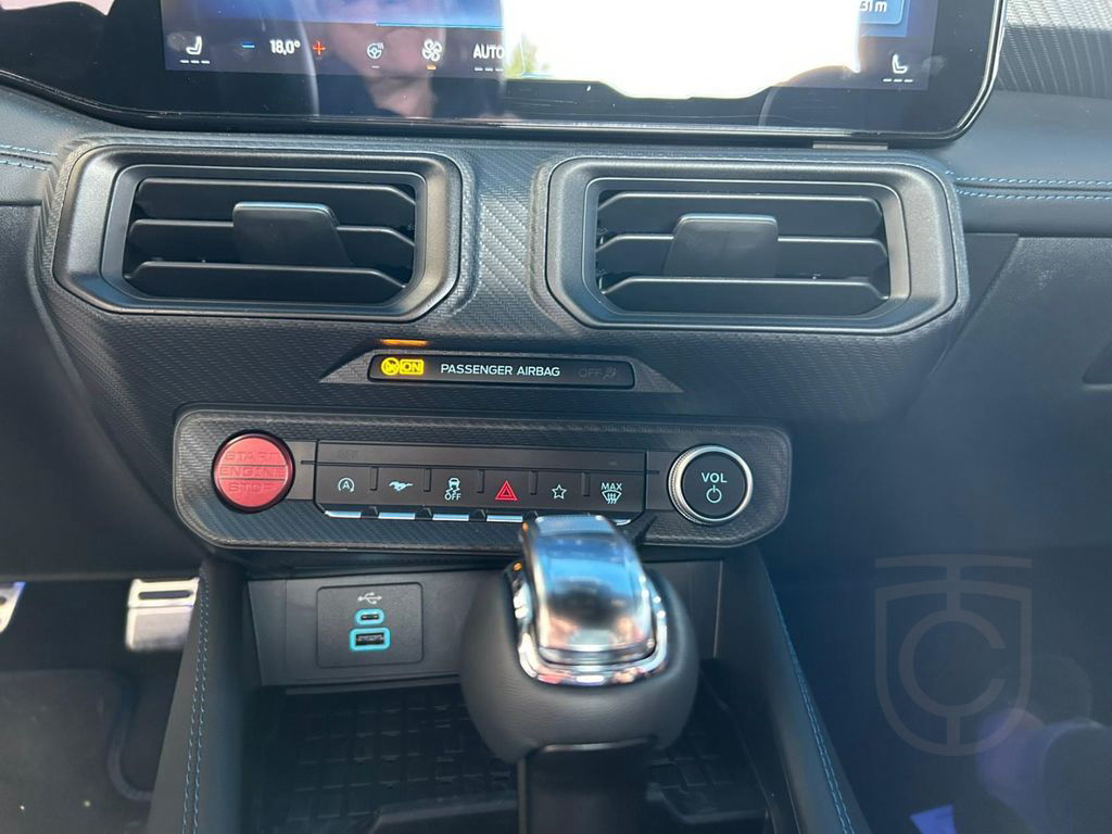Ford Mustang Dark Horse V8+NAV+DAB+B&O+iACC+BLIS+PDC+