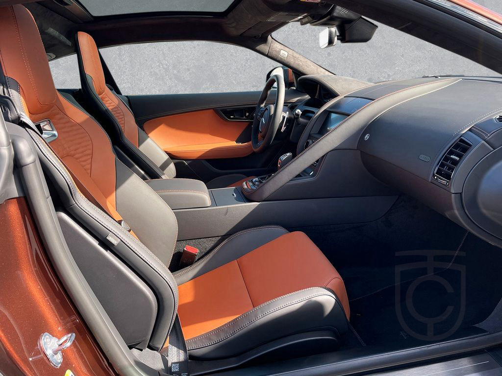 Jaguar F-Type P575 R V8 Coupe Spiced Copper Edition