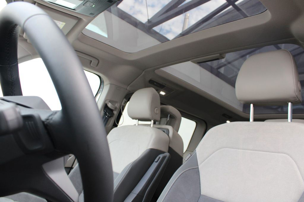 Volkswagen T7 Multivan 2.0 TDI SCR DSG LÜ Edition Life RFK