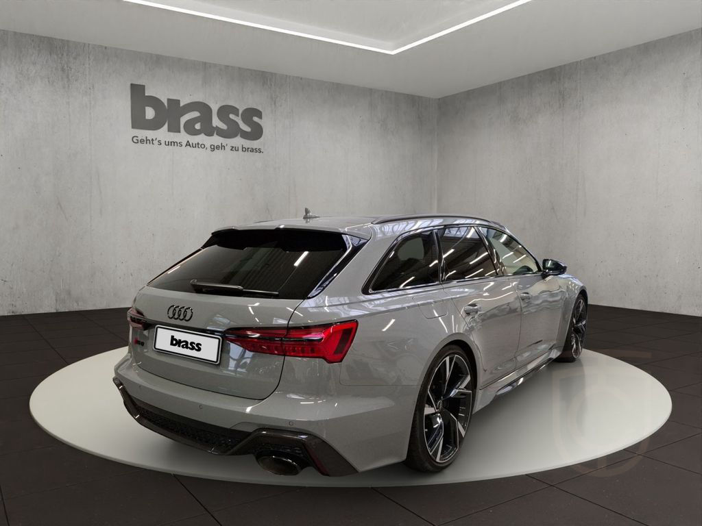 Audi RS 6 Avant 6 441(600) kW(PS)