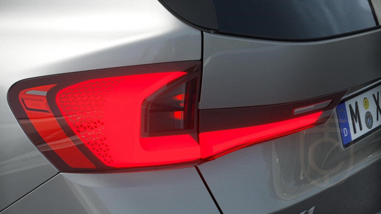 BMW X1 xDrive30e M Business Launch Edition El-Stol H K Rattv