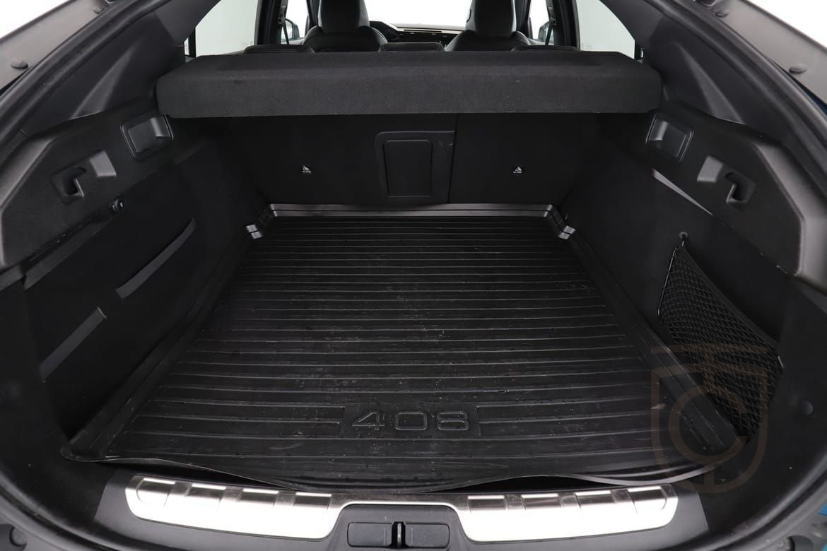 Peugeot 408 Plug-In Hybrid 225 EAT 166kW 2022