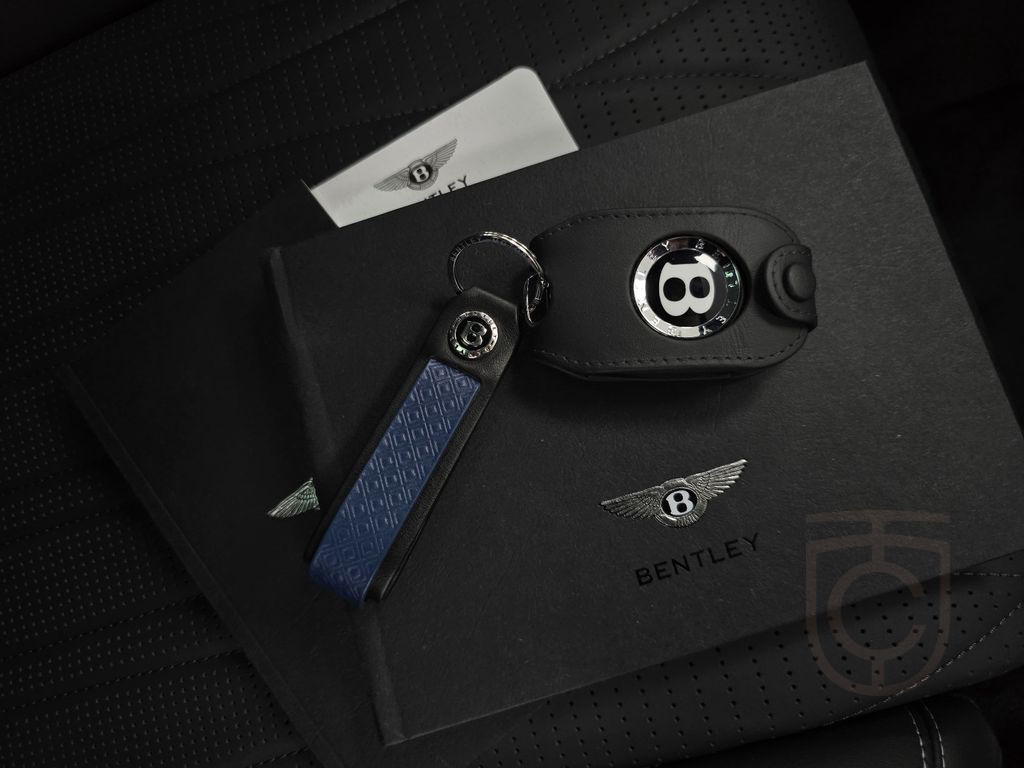 Bentley Flying Spur S V8*Mulliner*NAIM*Cambrian Grey*