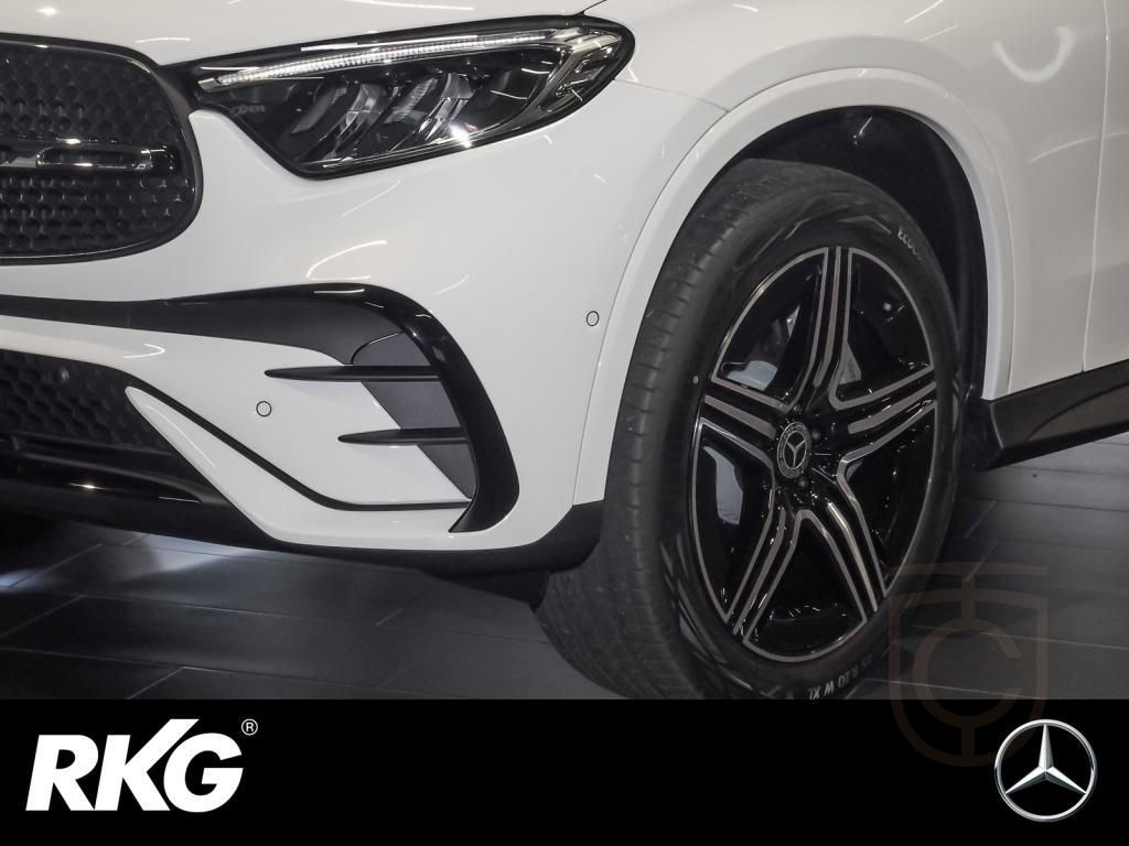 Mercedes-Benz GLC 300 de 4M Coupé AMG*DISTRONIC*PANO*AHK*360°
