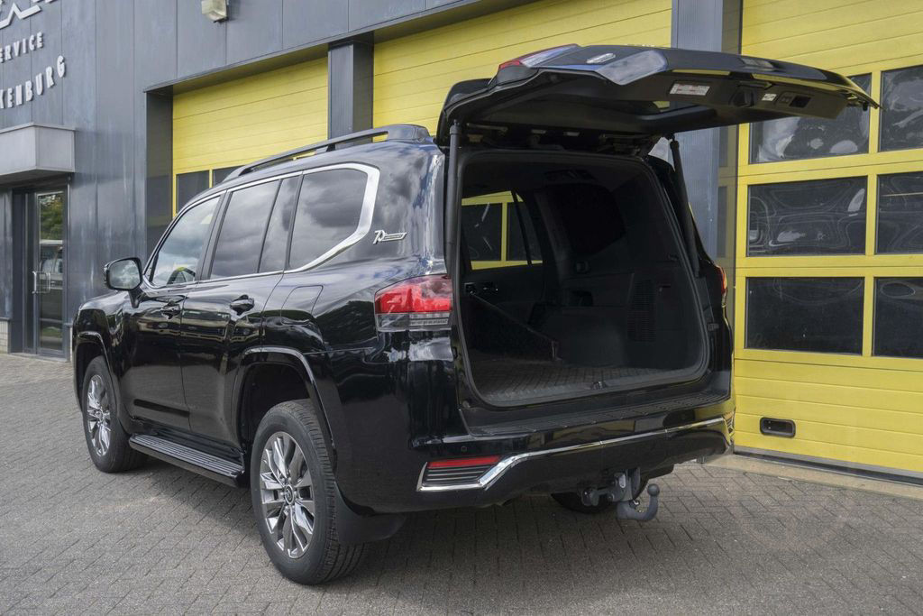 Toyota Land Cruiser Land cruiser 300 70 th anniversary