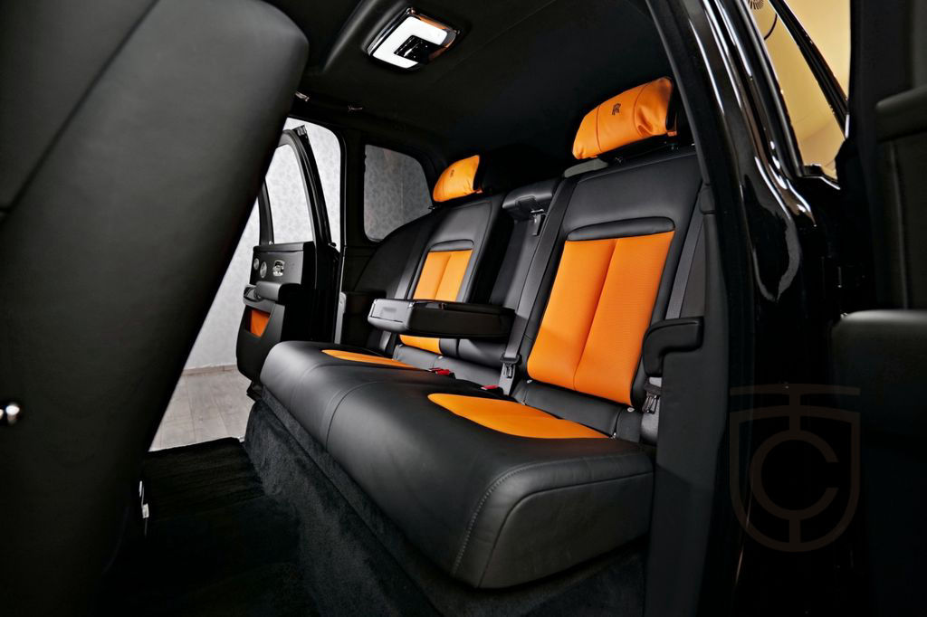 Rolls-Royce Cullinan Black Badge / PANO / MASSAGE / AUDIO