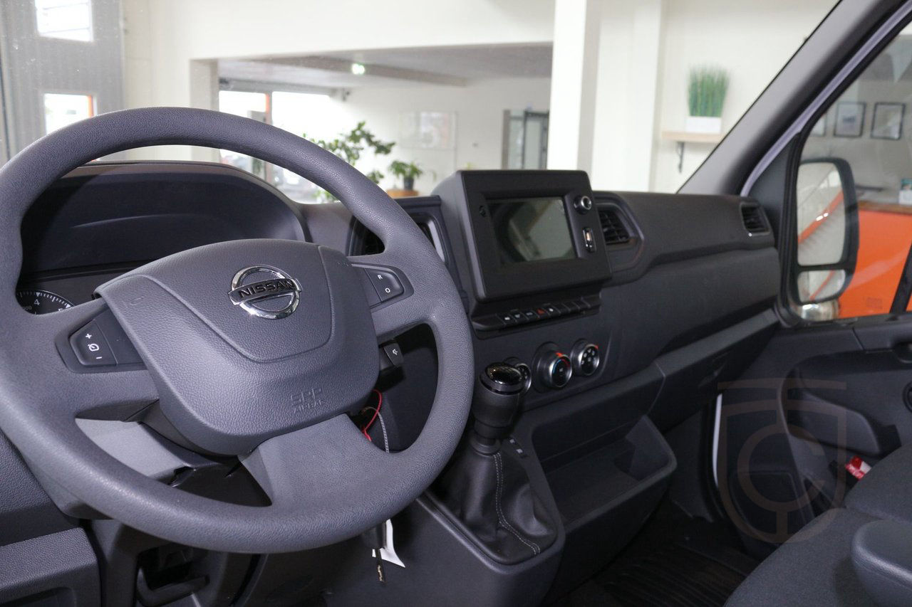 Nissan Interstar