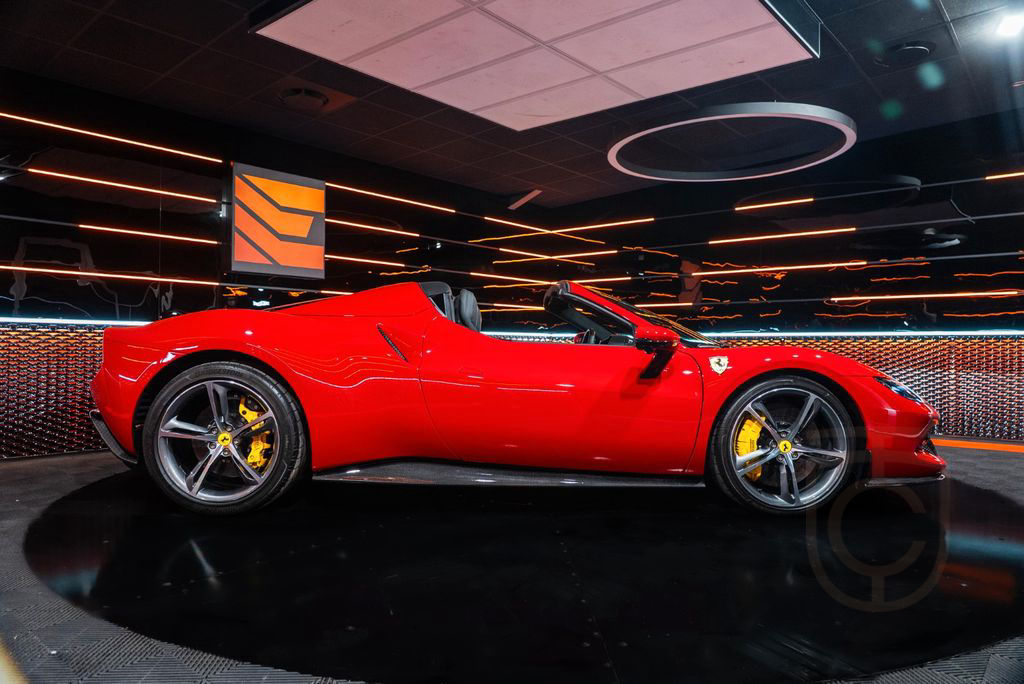 Ferrari 296 GTS*CarbonLeds*Lift*Ventilated