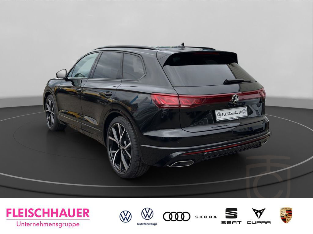 Volkswagen Touareg R-Line 3,0 TDI 4Motion HUD Luftfederung