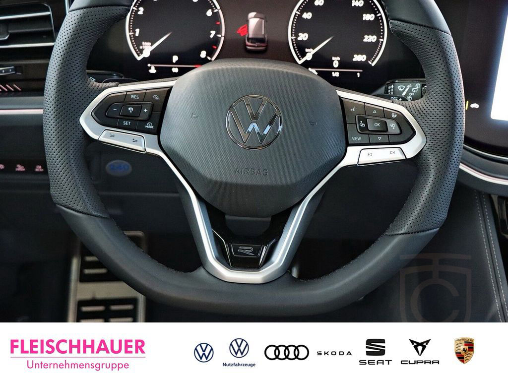 Volkswagen Touareg R-Line 3,0 V6 TSI HUD Luft StandHZG Pano
