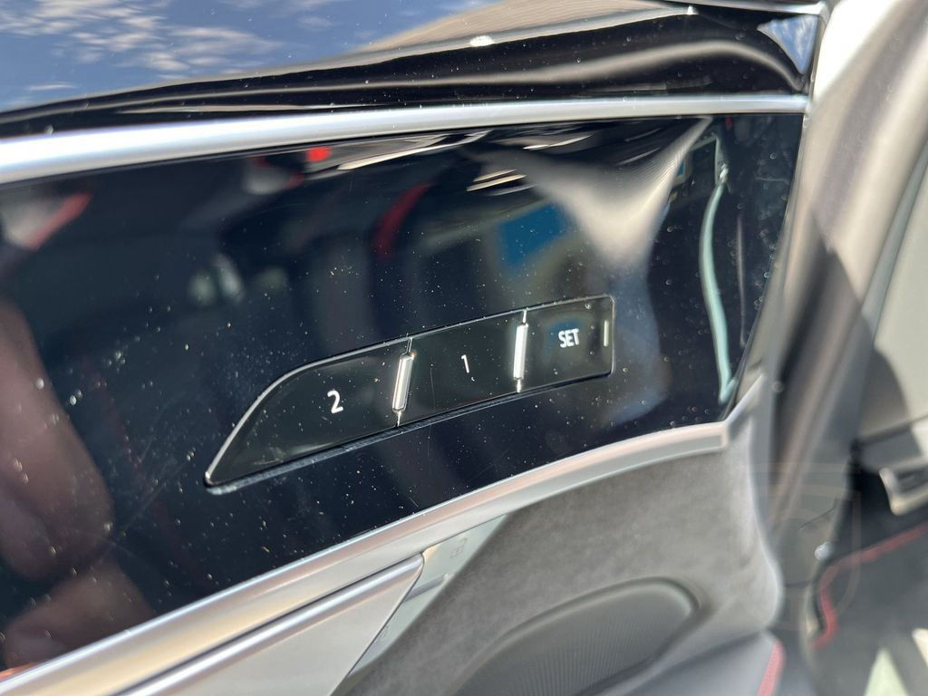 Audi S8 TFSI MATRIX PANO STANDH UPE: 185.000,-¿