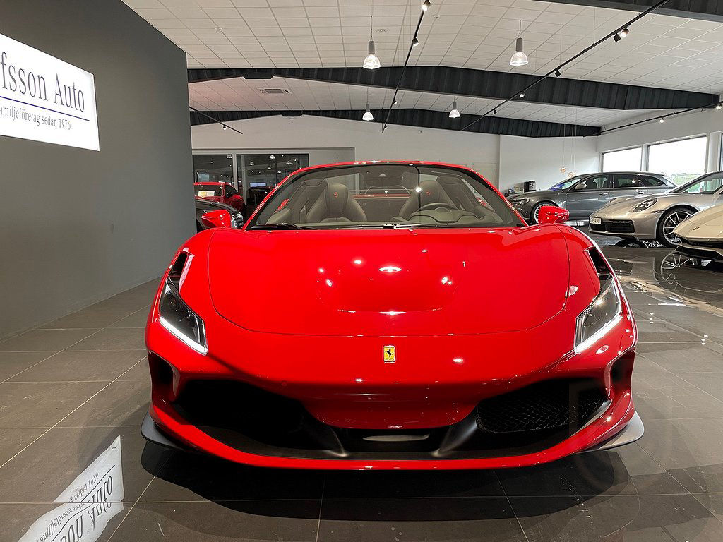 Ferrari F8 Spider 720 hk