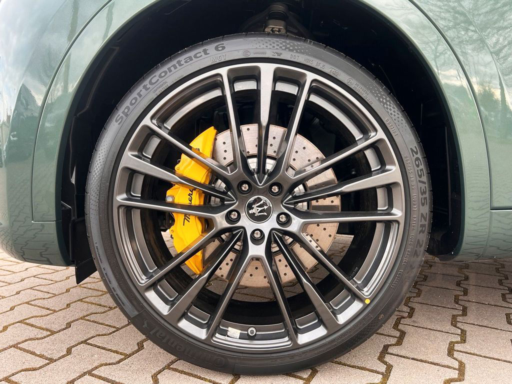 Maserati Levante Trofeo V8 AWD MJ 23 LED SD 22"