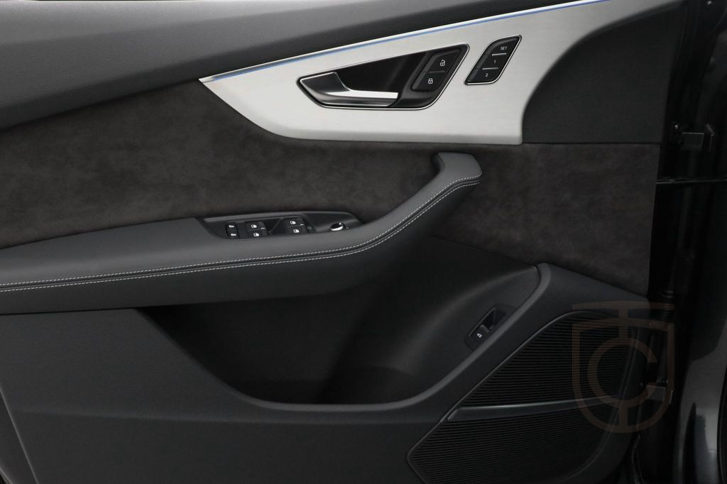 Audi SQ7 4.0 TFSI quattro AHK Stdhz Matrix Pano HUD