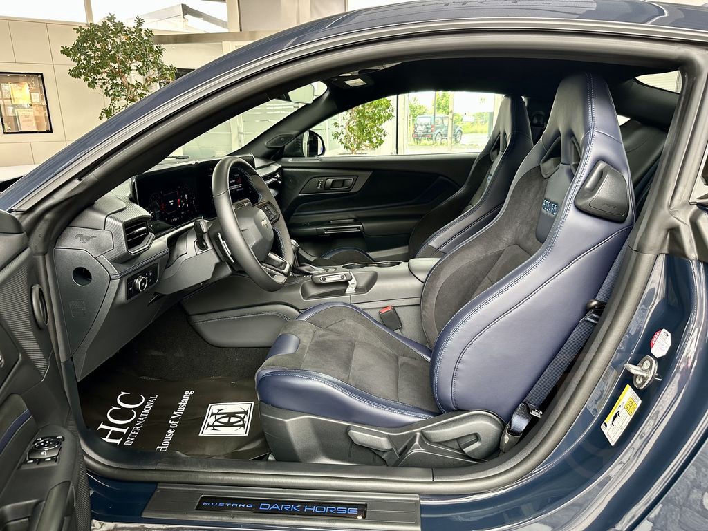 Ford Mustang 5.0 V8 DARK HORSE Autom. RECARO