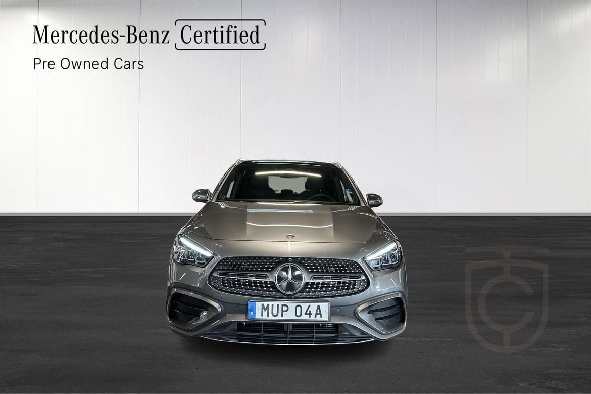 Mercedes-Benz GLA 200 AMG Panorama 360° Distronic