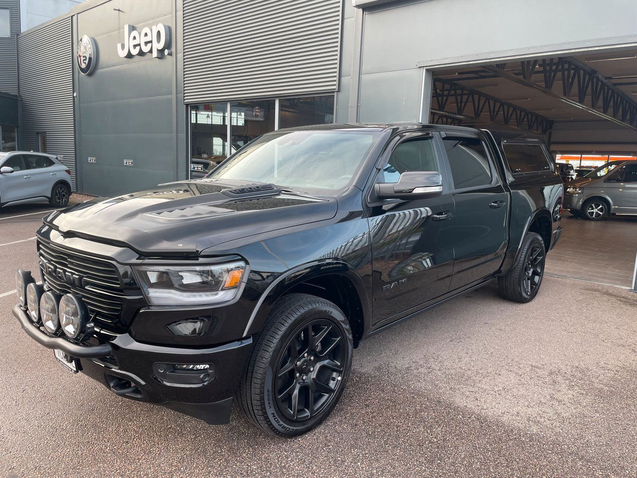 Dodge RAM 1500 LARAMIE Work Edition