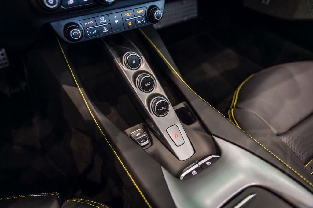 Ferrari PORTOFINO M * VERDE PINO * Disp.*Daytona*JBL*LED
