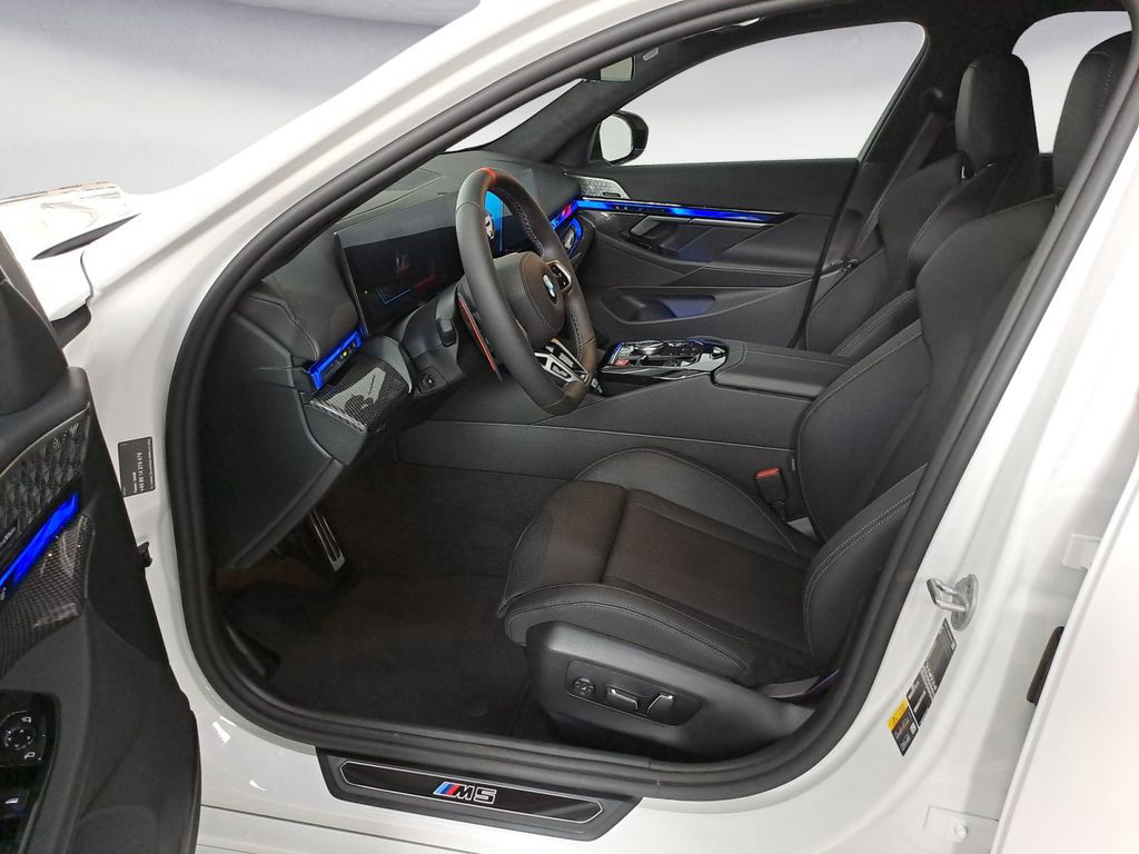 BMW M5 Plug-In Hybrid xDrive Ultimate Package