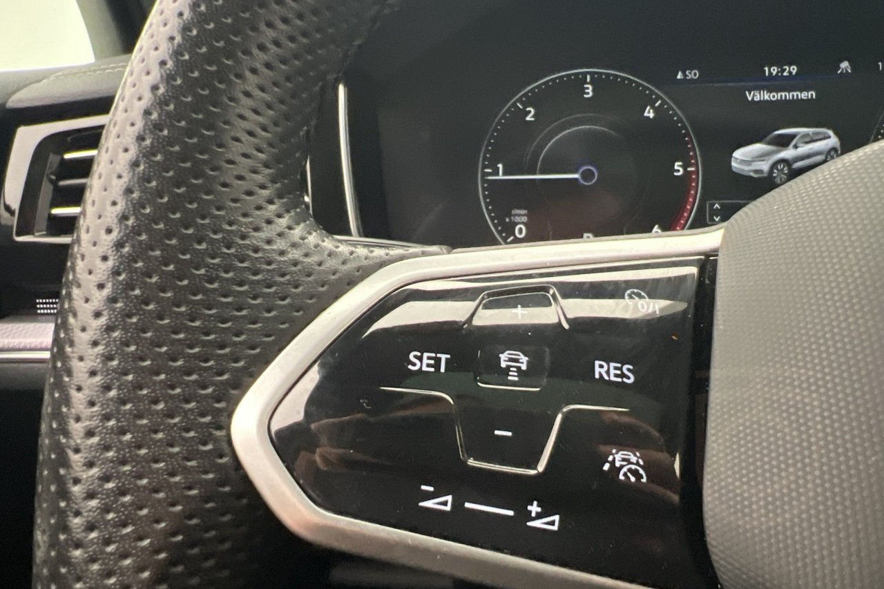 Volkswagen Touareg V6 TDI 4M R-Line Innovation Pano Dynaudio