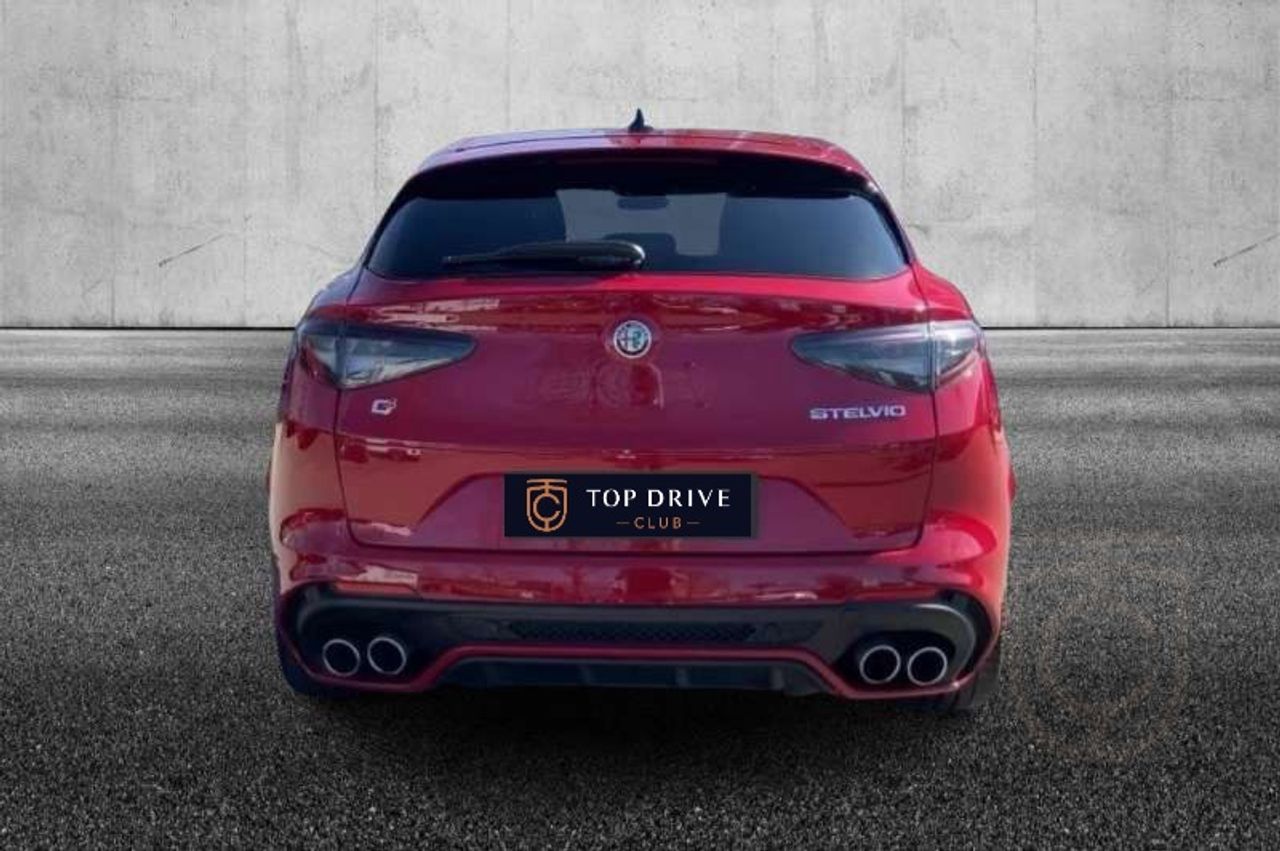 Alfa Romeo Stelvio 2.9 Bi-Turbo V6 520k Q4