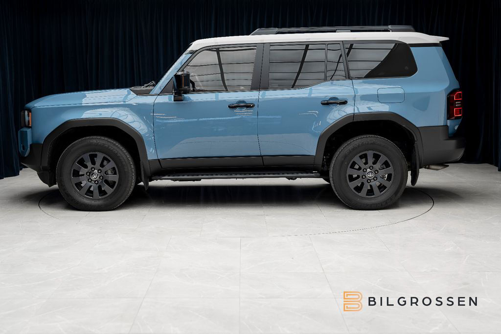 Toyota Land Cruiser 2.8 4WD First Edition JBL 360 HUD