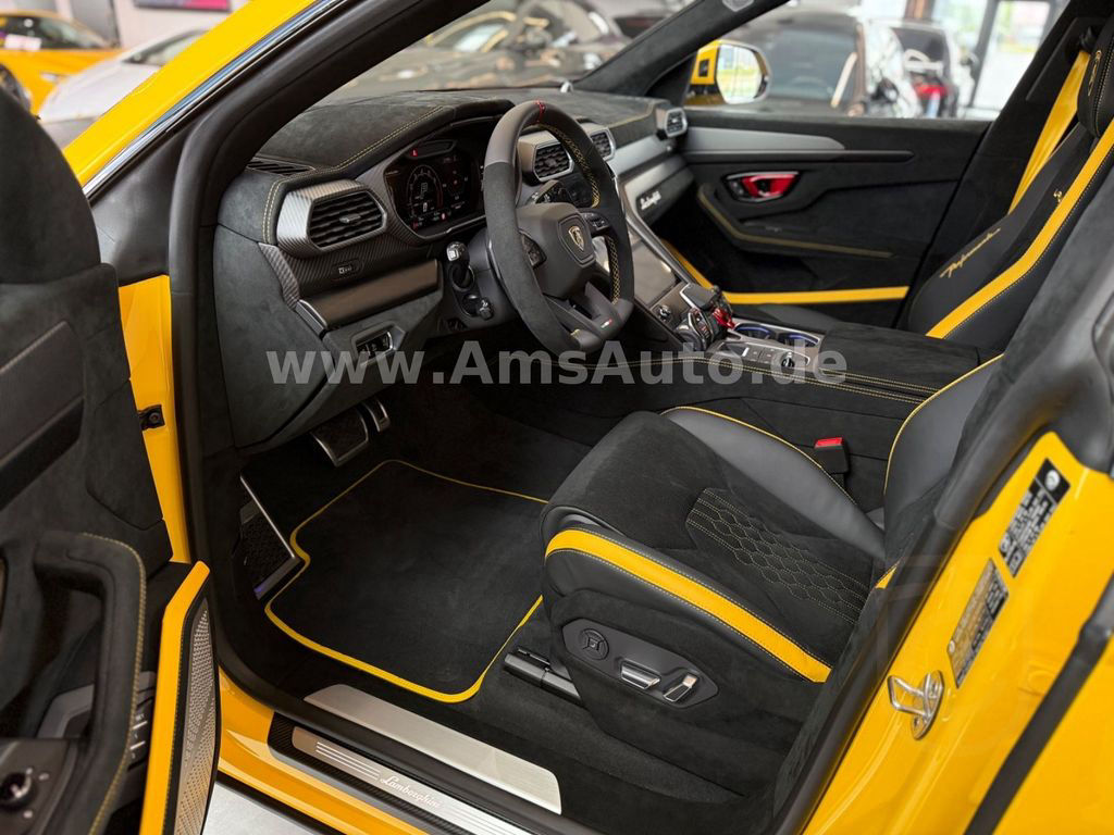 Lamborghini Urus Performante Full Carbon Pano B&O Prod.2025