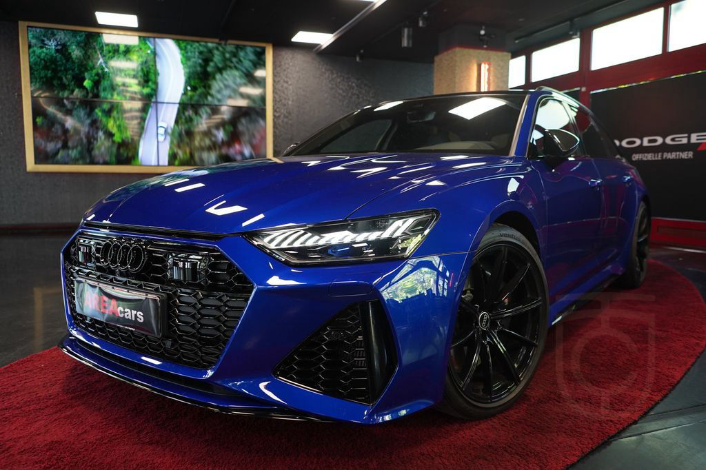 Audi RS6 Avant 4.0 TFSI quattro PANO*B&O*CARBON