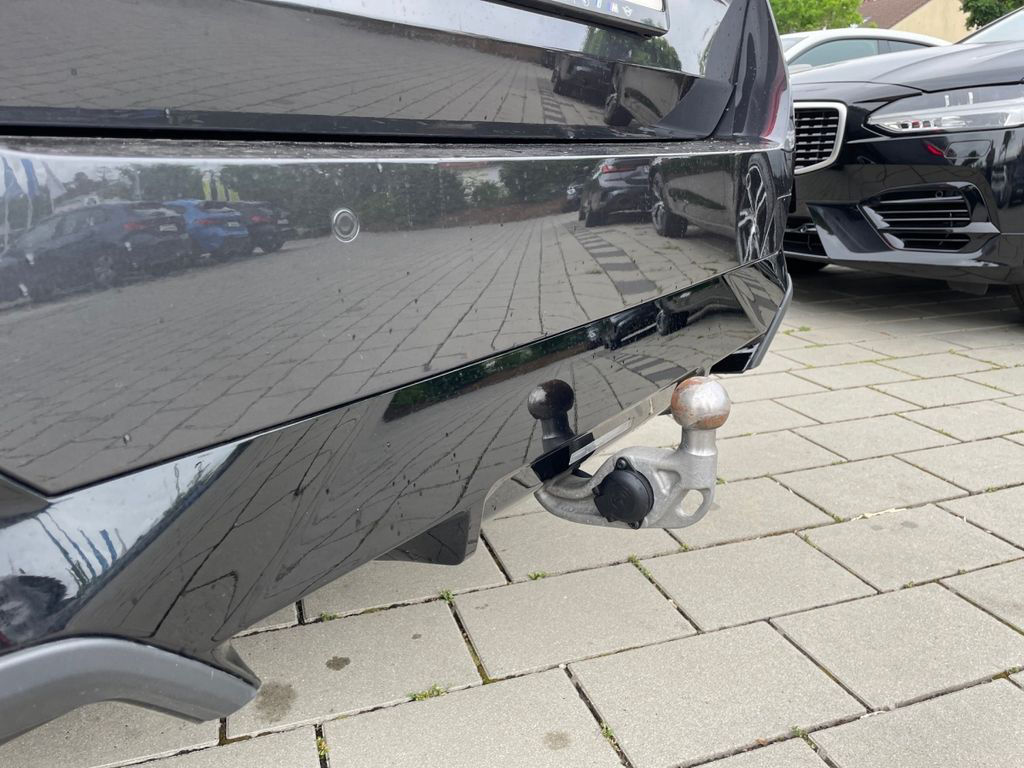 BMW 540d xDrive Touring M Sport DA Pro Pano AHK STH