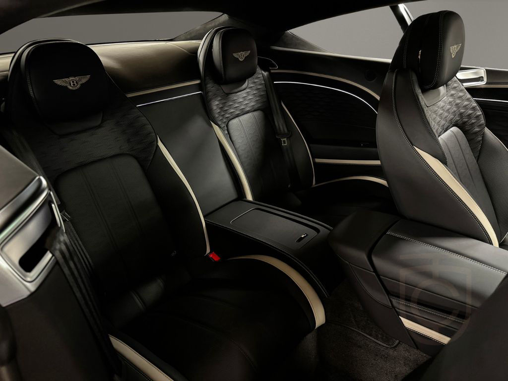 Bentley Continental GT SPEED V8 HYBRID First Edition