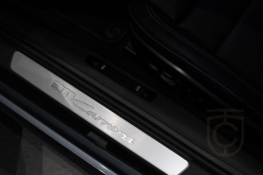Porsche 911 Carrera
