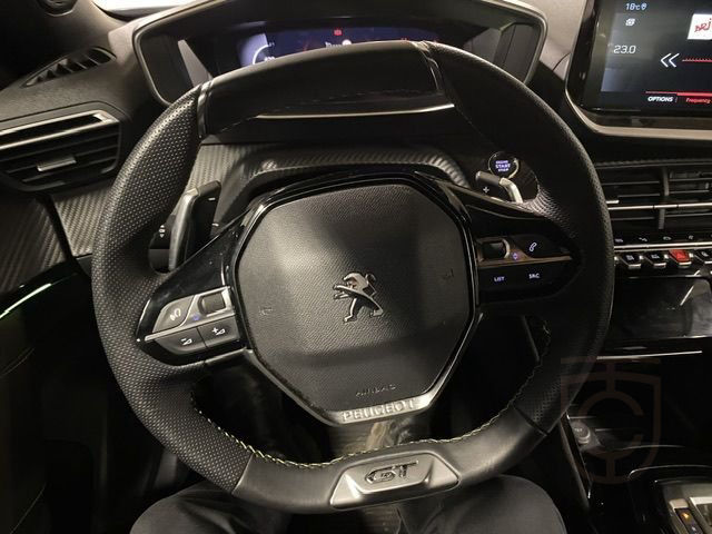 Peugeot 2008 GT 1.2 PureTech