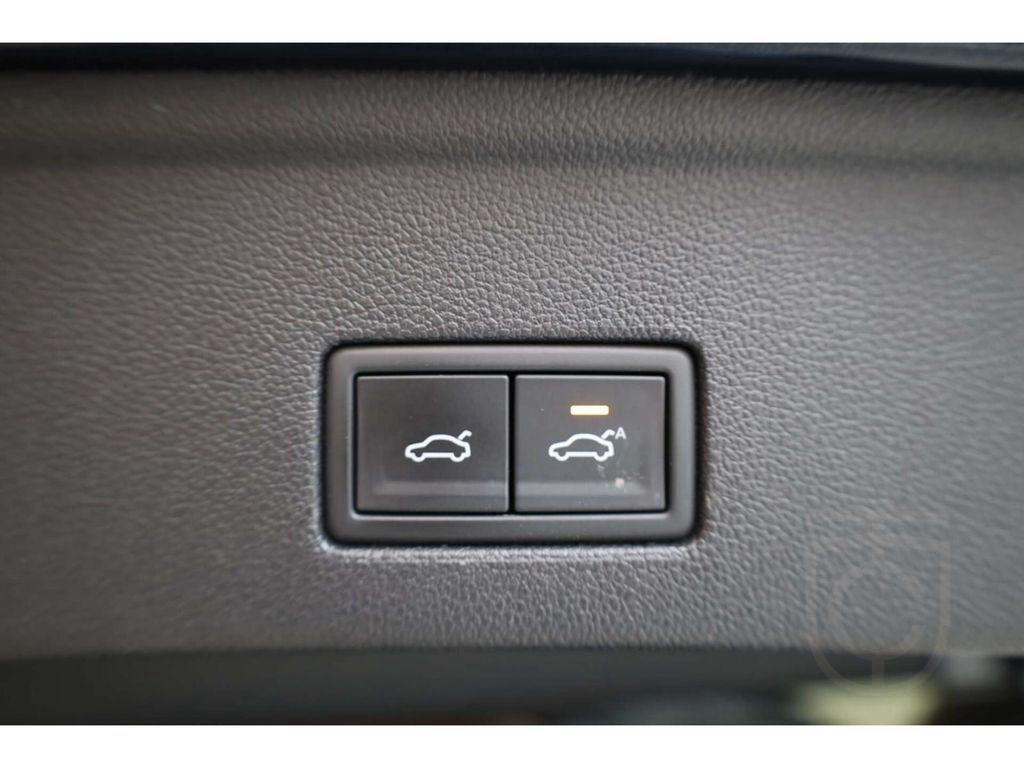 Volkswagen Touareg 3.0 TDI V6 4Mot. R-Line Black Style Tip.