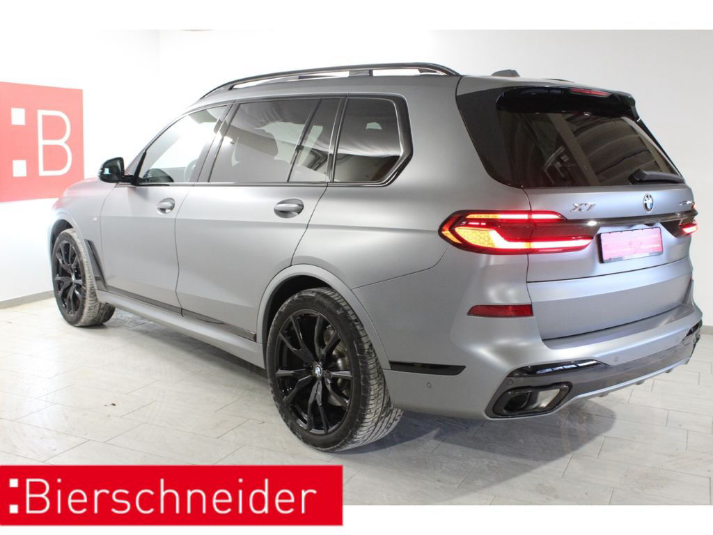 BMW X7 xDrive 40d M-Sport Pro 22 PANO AHK 7-SITZ H K