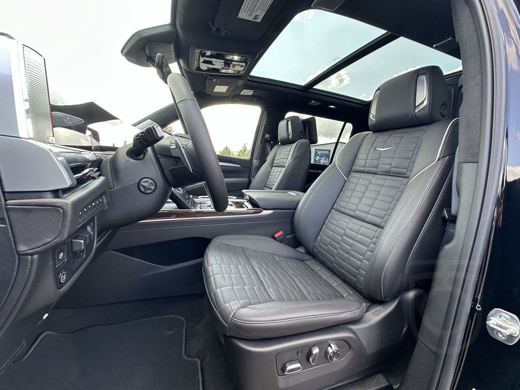 Cadillac Escalade MY25 ESV Sport Platinum Langversion