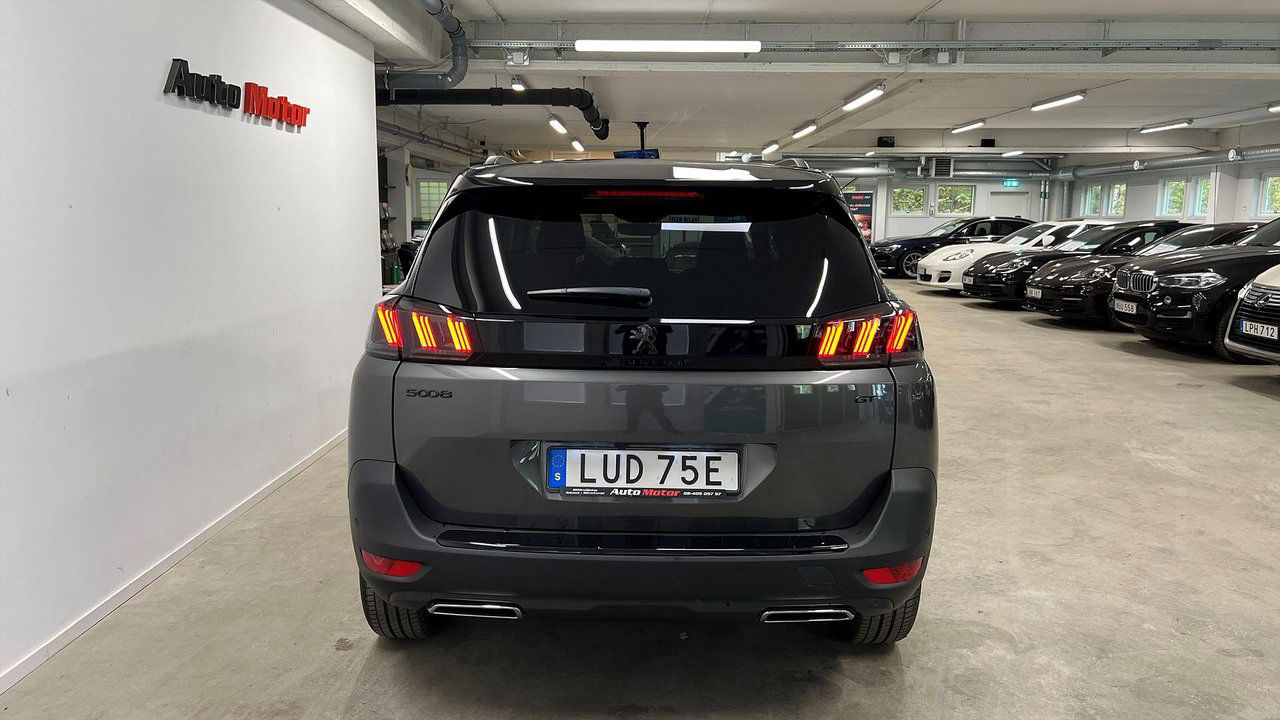 Peugeot 5008 GT 1.2 PureTech 130 EAT Black Edition