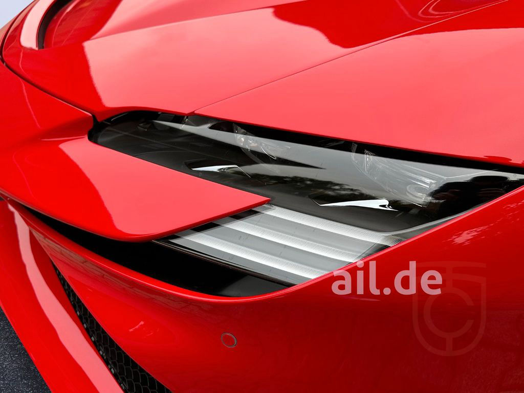 Ferrari SF90 Spider Carbon Racing Seats