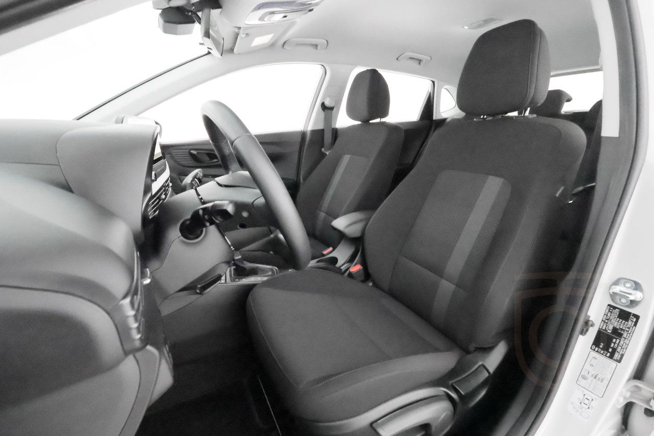 Hyundai i20 Essential 1.0 T-GDI Automat