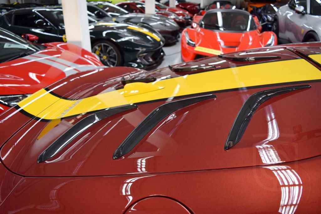 Ferrari 812 Competizione