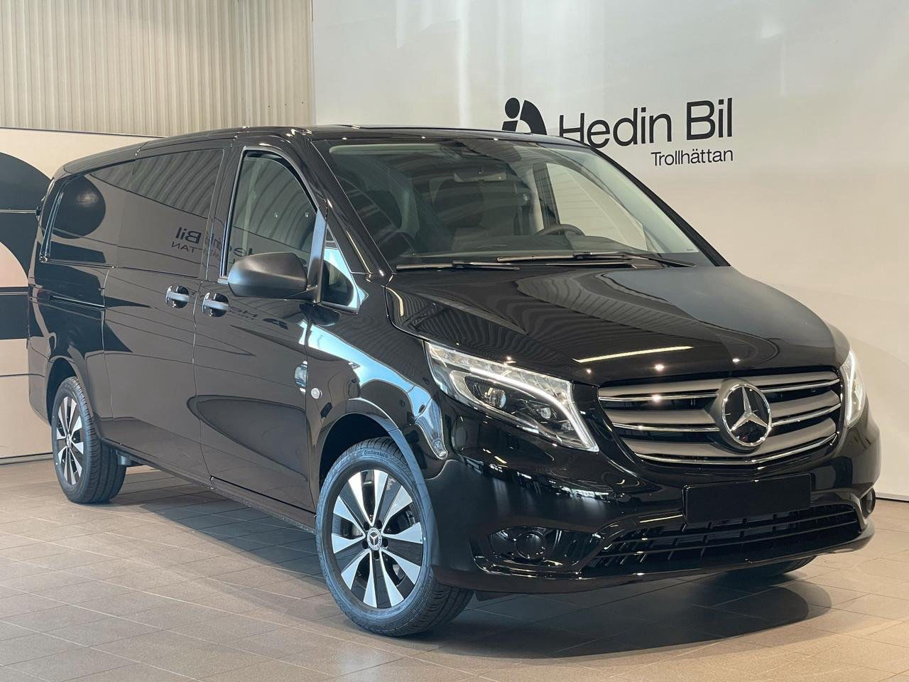 Mercedes-Benz Vito Mixto 116 ex lång 4x4 Lev Februari