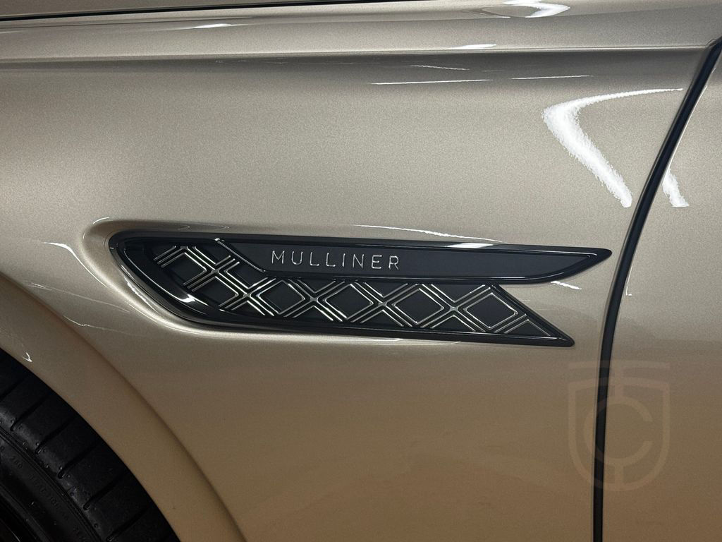 Bentley Flying Spur MULLINER EDITION HYBRID LP €334.783