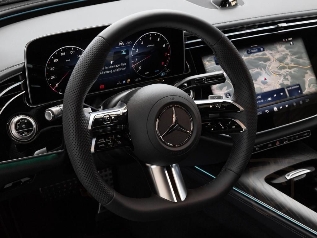 Mercedes-Benz E 200 AMG/Superscreen/Digital/Pano/360/Burm4D/20