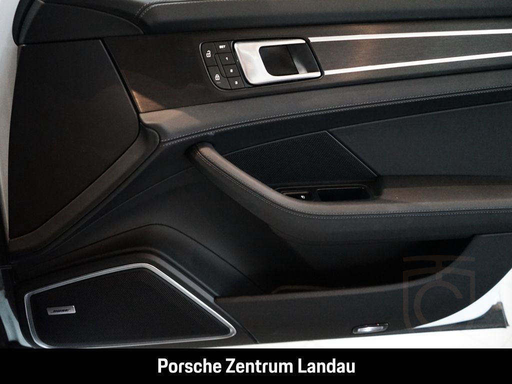 Porsche Panamera 4 E-Hybrid Sport Turismo Platinum Editi