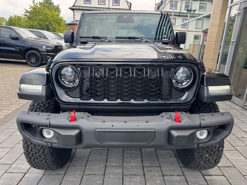 Jeep Wrangler 2.0 Unlim. Sahara Umbau Hoch + Breit SK
