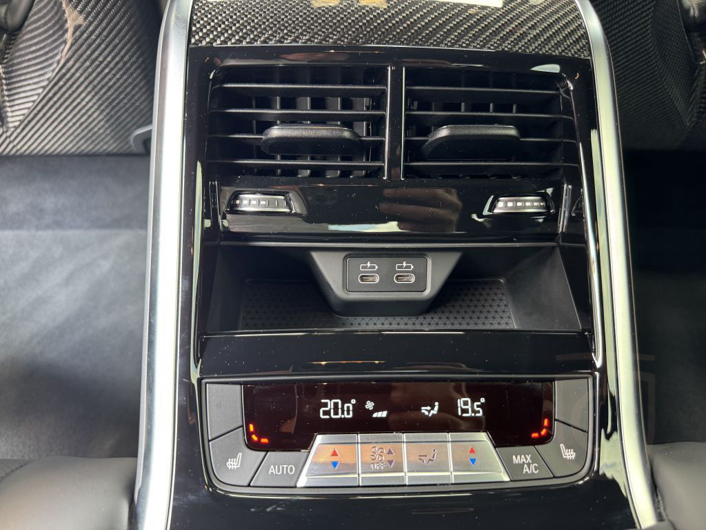 BMW M8 Gran Coupé Competition M Drive P. Carbon-Sitz