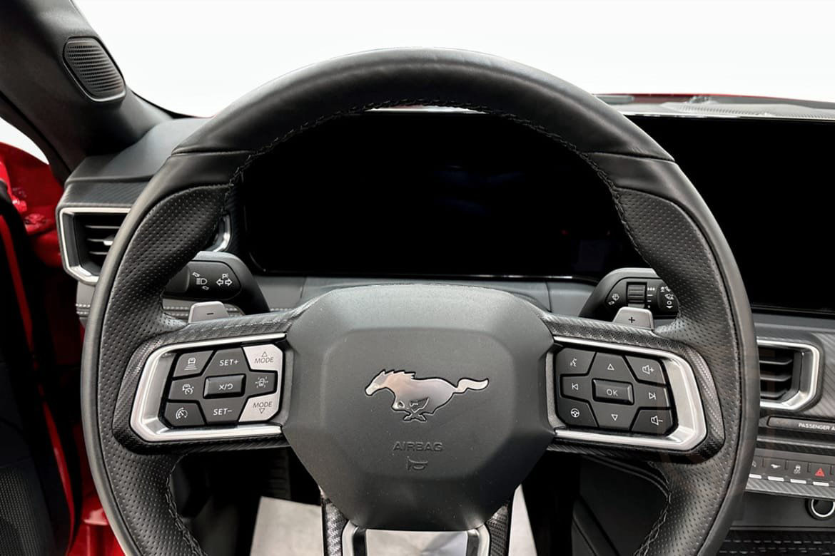 Ford Mustang GT Convertible V8