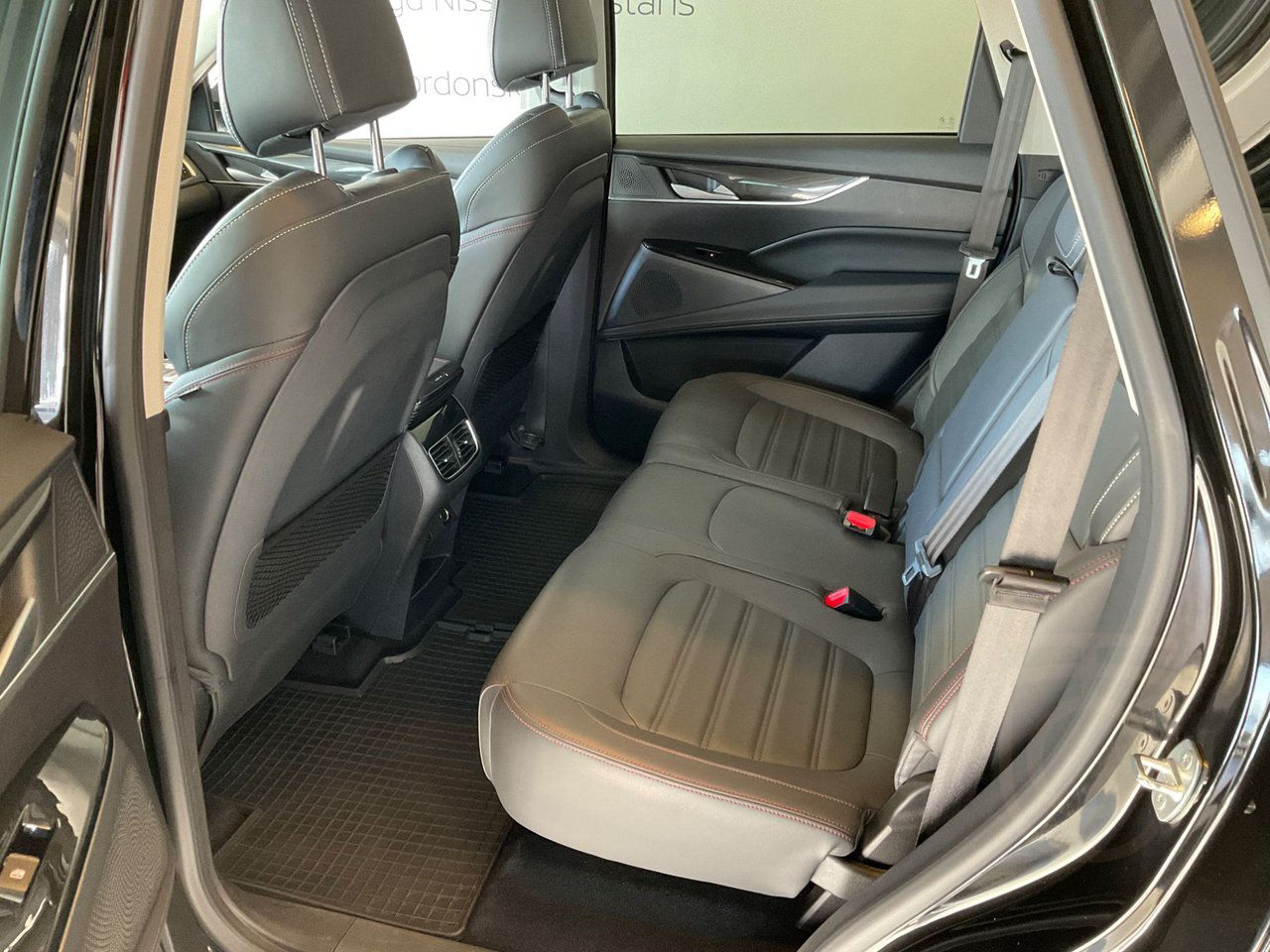 Maxus Euniq 6